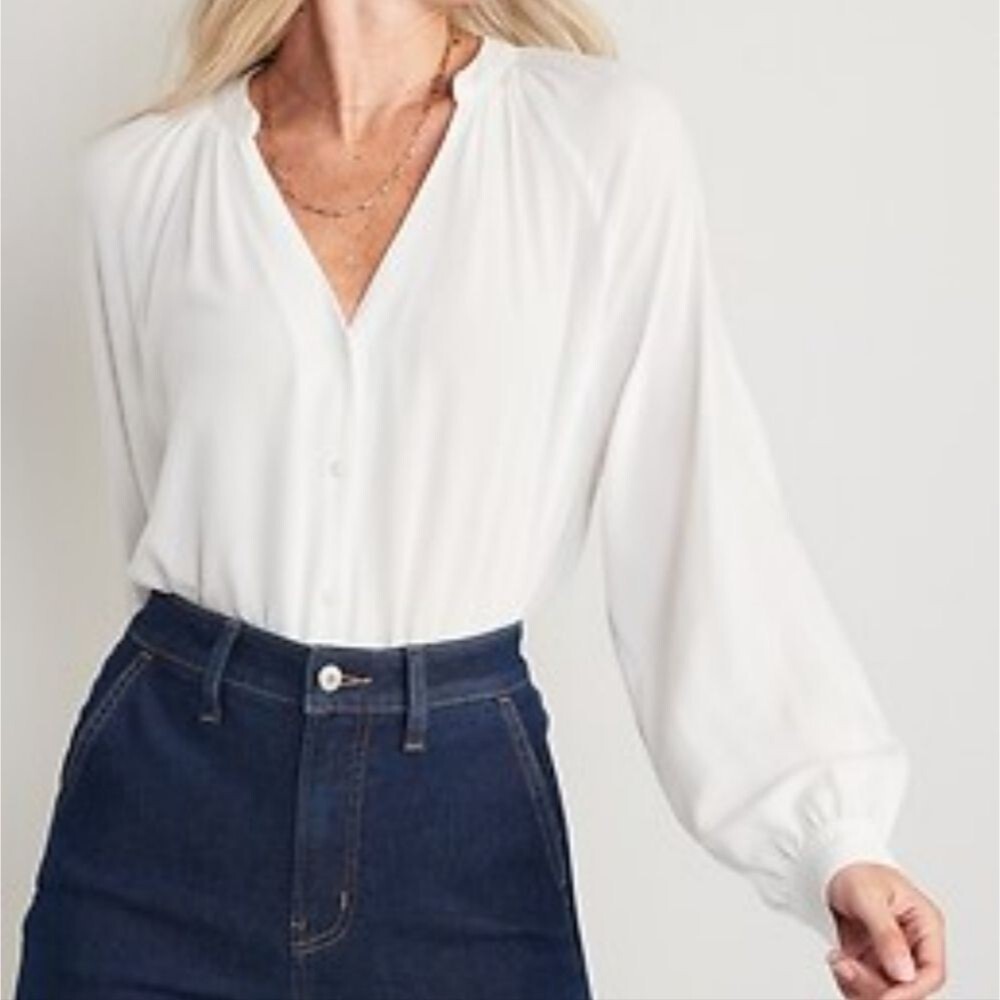 OLD‎ NAVY Split-Neck Long-Sleeve Drapey Button Up Blouse Crepe Top Sea Salt Sz M